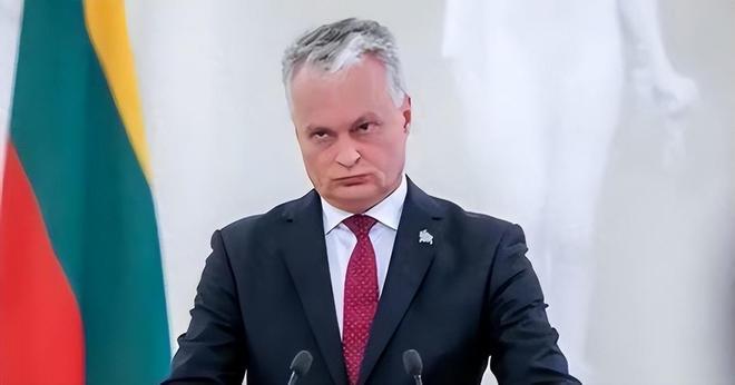 *打疼了才知道哭，立陶宛被中国冷落三年，终于绷不住低头求饶了。最终换来的是被中国