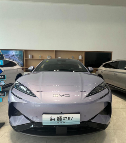 这波比亚迪战略调整不知道有没有给方程豹更多车型，现在看主品牌往20万以上攻击相当
