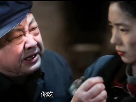 主角：青娥被廖耀辉玷污后，连续3天没有踏出那间堆满杂物的库房。廖耀辉以为她会哭
