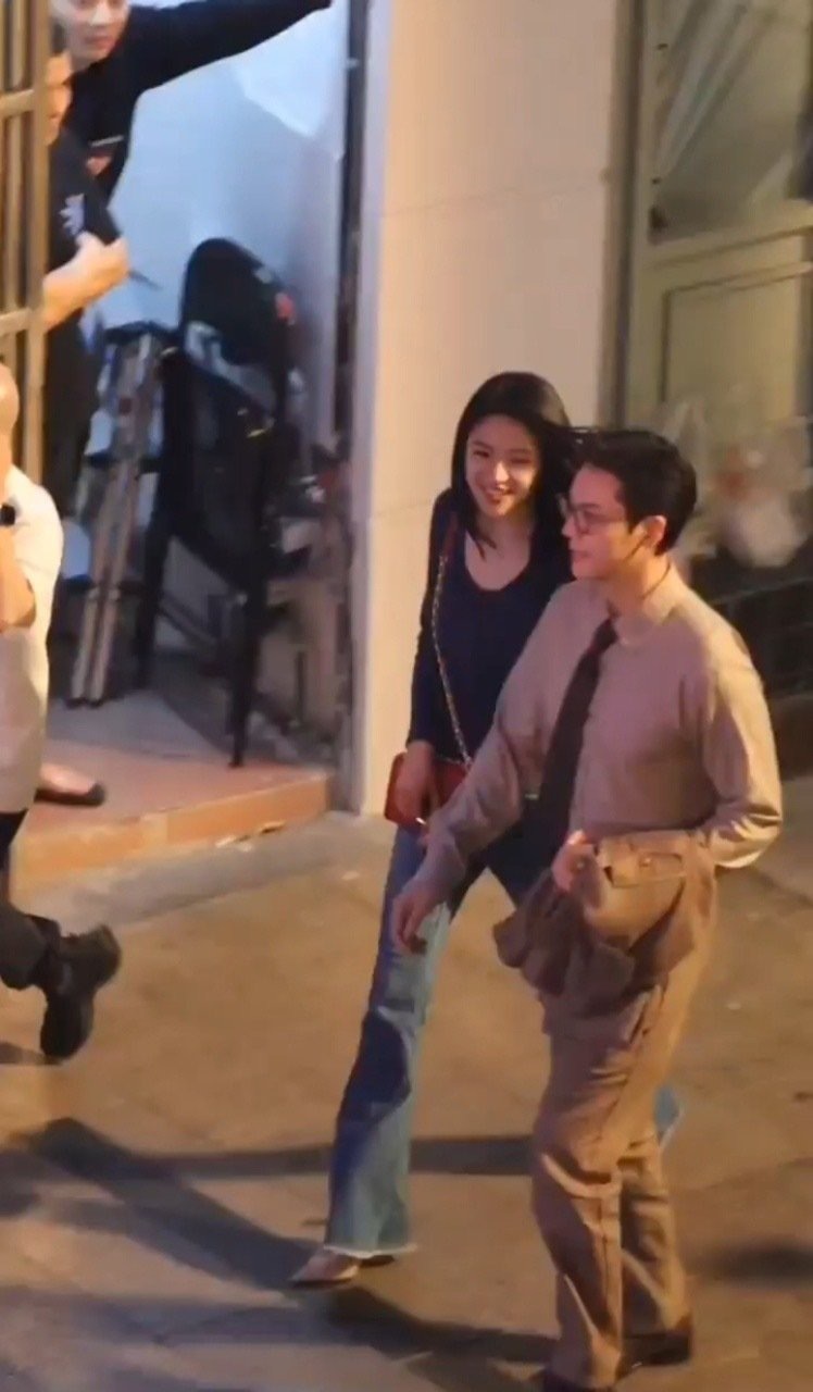 看了很多陈伟霆《爱情慢慢》路透了王志诚顶级npd，被吸引住了😭目光挪不开眼，和