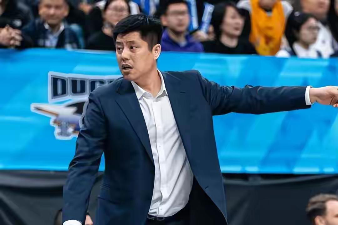 山西男篮可能无缘季后赛？其实这种说法一点都不夸张。当你看了山西男篮最后10轮的赛