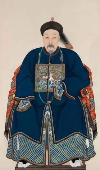 此人是个官场灾星，他依靠谁，谁倒霉，但他自己却能飞黄腾达，以至于最后所有人避之唯