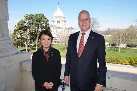 台中市长卢秀燕结束美国访问行程，今（21日）凌晨4时左右抵达桃园国际机场。她表示