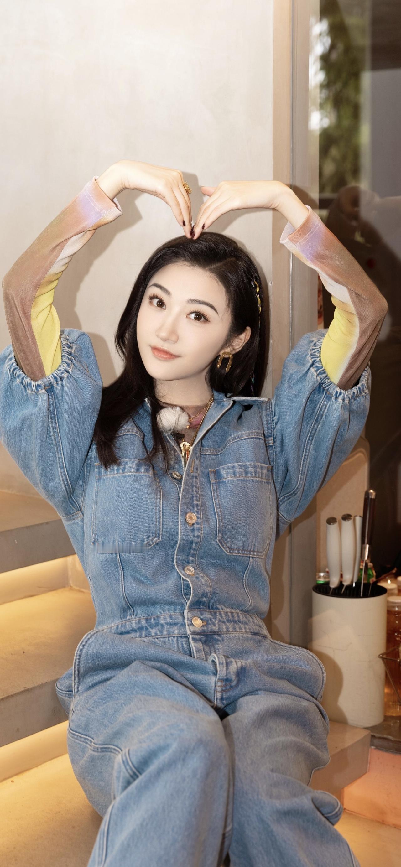 美女壁纸-第6196期-景甜