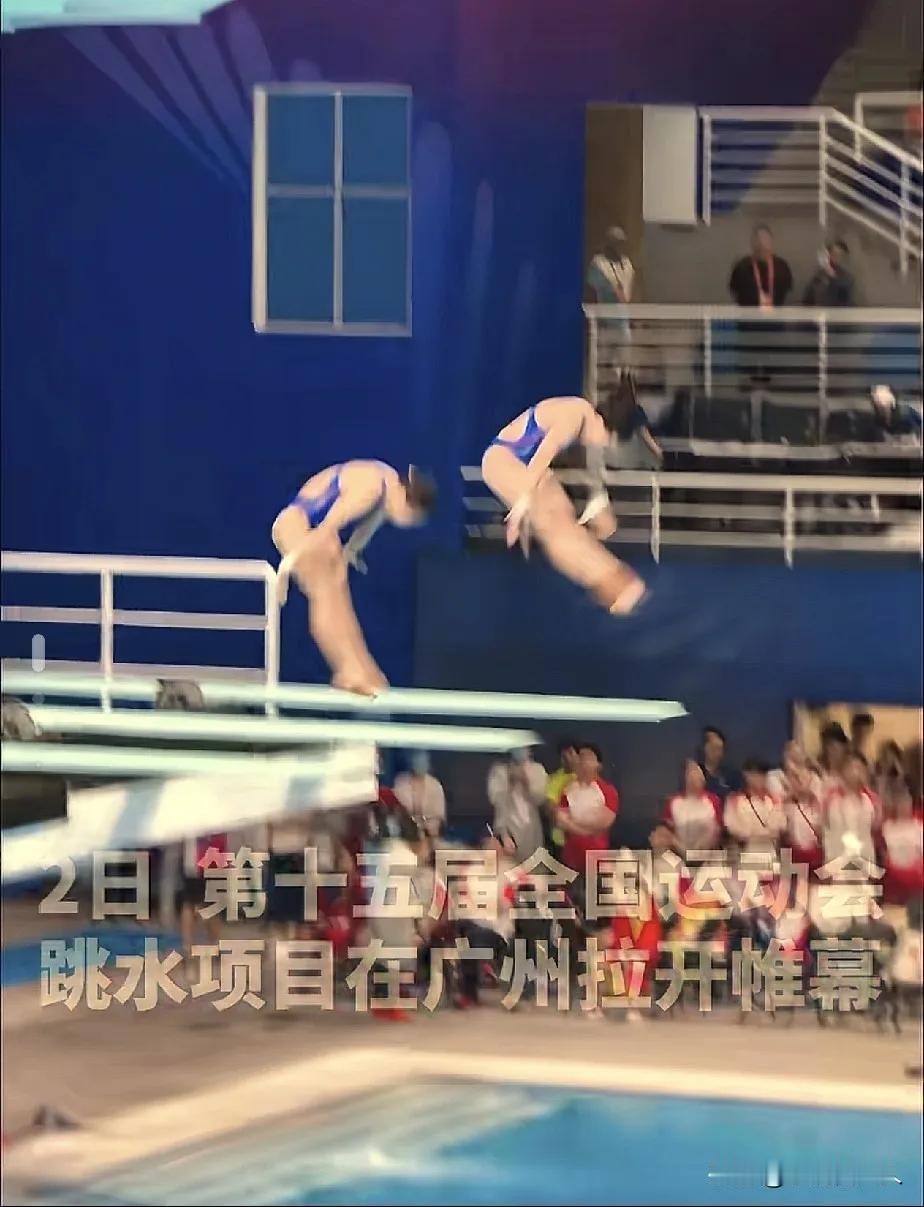 全红婵的这个技能，再过几年也没人能学会。她明明比搭档胖，却可以晚落水，因为