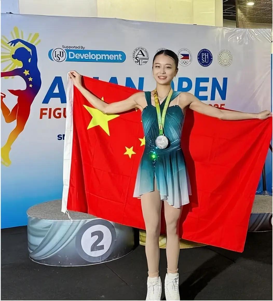 “我乃中国人，我仅为我们的国家而奋战！”退掉美国护照，拒绝百万年薪毅然回国，全美