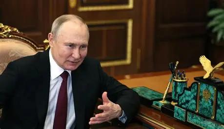 俄罗斯本来就在乌克兰战场占据优势，现在严冬已过，春天逐渐到来，俄乌战场开始重新进