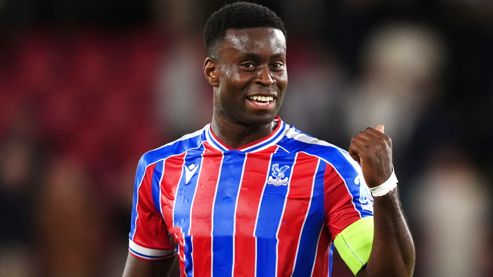 对于曼城来说，转会操作还没结束，他们尝试在1月签下水晶宫中卫格伊。尽管多家豪门