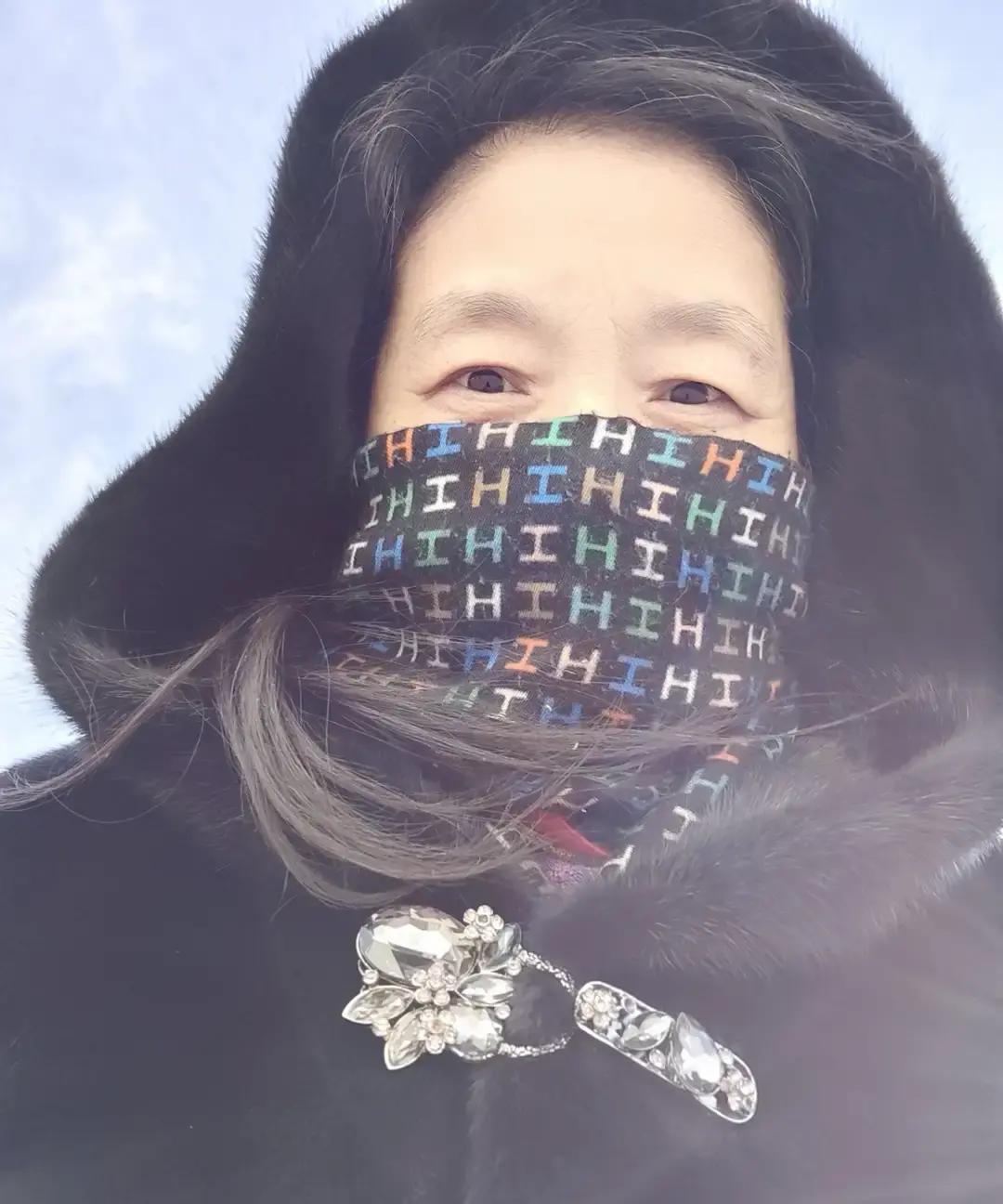 零下30℃还穿羽绒服？白挨冻！去年十二月，哈尔滨雪乡零下三十七度。我穿着八