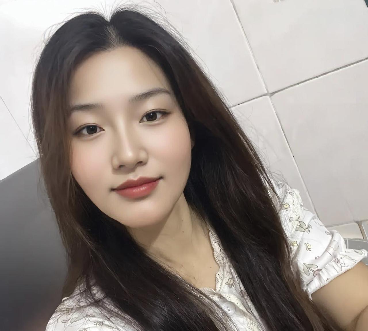 我是家委会成员，我把家长私下的行为告诉老师，我有什么错？前几天选上了家委会