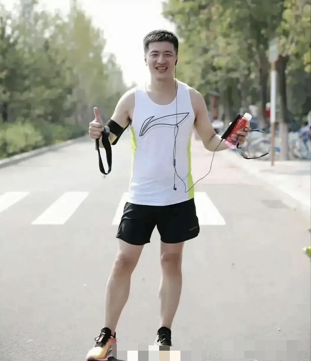 苏州虽然是历史文化名城，经济总量排名也不低，但是它的存在感，在全国的大城市中并不