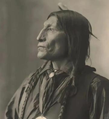 印第安人消失的真相：中国今天的“折腾”，都是在保命，16世纪上千万人的族群，最后