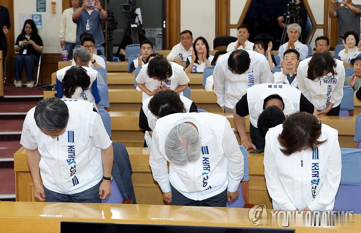 6月3日韩国地方选举出口民调公布，平泽乙补选战局爆出惊喜结果。在三强激烈厮杀、选