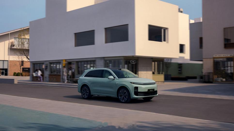 最受年轻家庭喜爱的智能SUV，理想L6智能焕新版全系标配ATL激光雷达，ADP