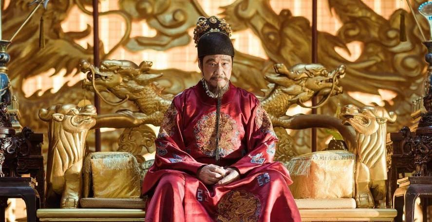 朱棣临终前说了句：夏原吉爱我。问题是，夏原吉那时正关在他的监狱里。家已被朱棣