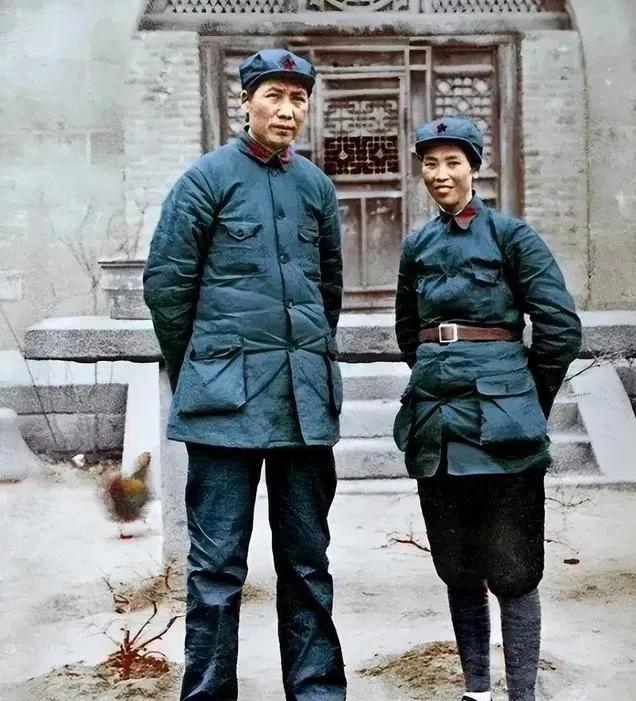 她是井冈山上一枝最艳丽的杜鹃花。她是毛主席的深恋的妻子。她是一位中国先辈。