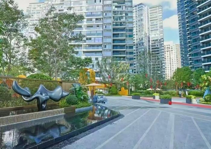 为什么现在房子跌了那么多，也不见有人去抄底囤房子了。因为参考日本的情况，其实