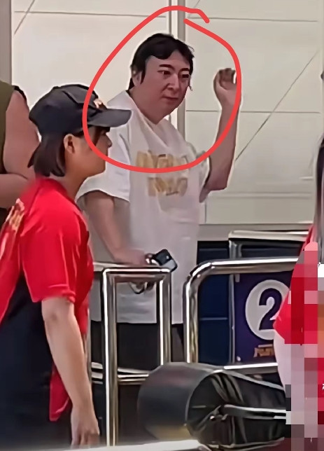 提醒一句！男人再有钱，也别活成王思聪……前几年意气风发的国民老公，不仅是因为