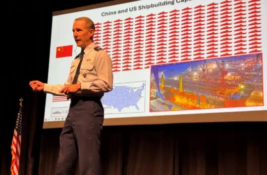 一旦开战，必须攻击美国本土，否则美国只胜不败，攻击美国本土的好处是，必定会把美国