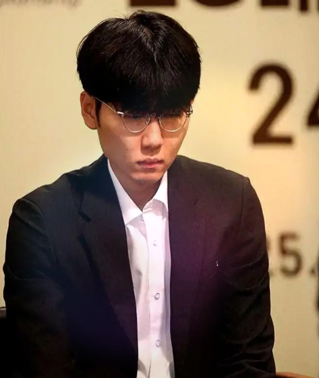 春兰杯八强这个签表，中国围棋机会真不小第16届春兰杯八强已经出来了，中国棋手