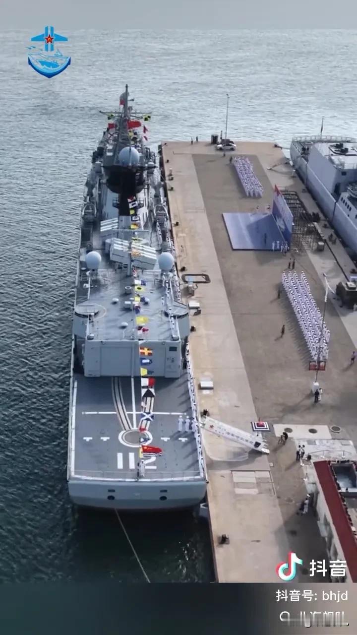 北海舰队官宣！052首舰哈尔滨舰正式退出现役，舷号将出现在055万吨大驱上？
