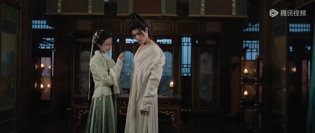 迪丽热巴陈飞宇另类姐狗果然阿瑟还是最适配这种呆呆的感觉，就爱看女主各种演戏、施法