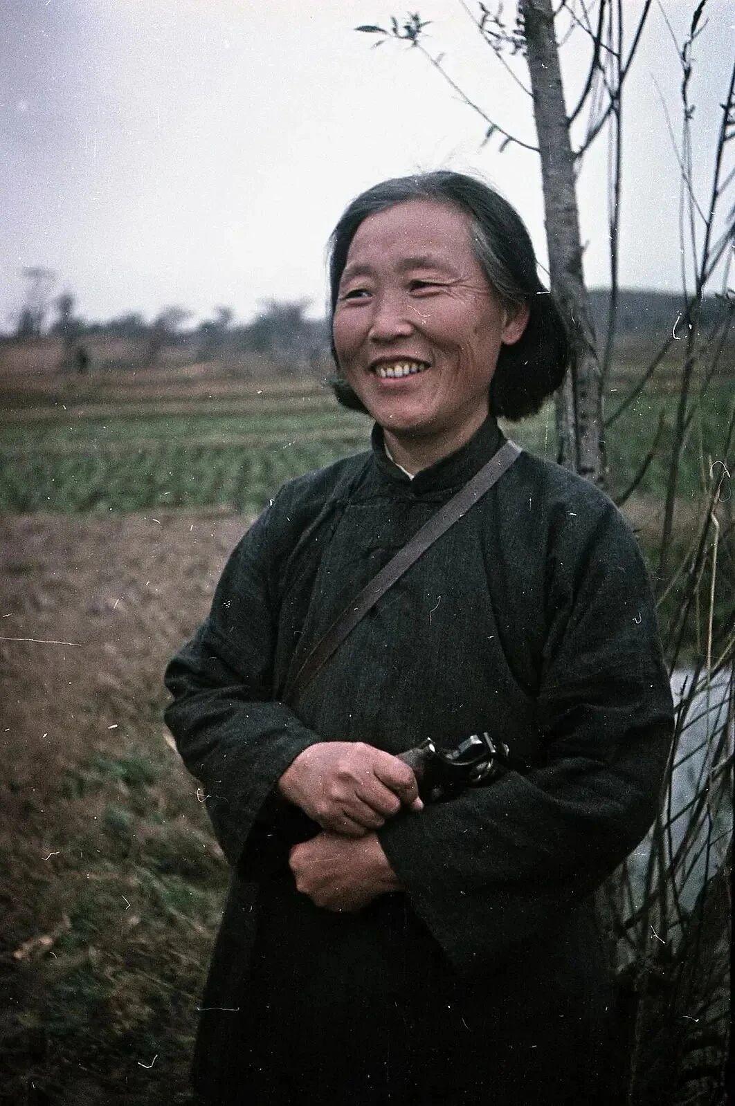 不看盒子枪，还以为就是普通老百姓，有的甚至看着像“汉奸”，谁能想到他们是我党领导
