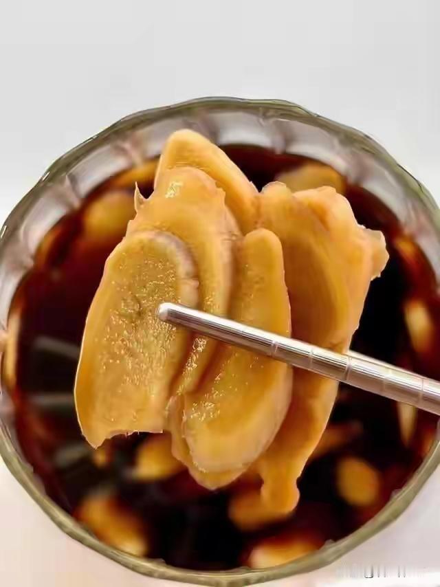老话说“药补不如食补”，还真是有道理。中国四大长寿食物里，南瓜排第四。南瓜富含膳