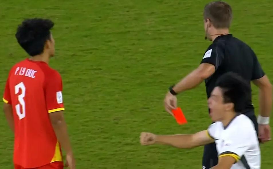 越南队球员的愤怒不是对拜合拉木不满！他们的愤怒来源于不知所措，赛前教练安排的都是