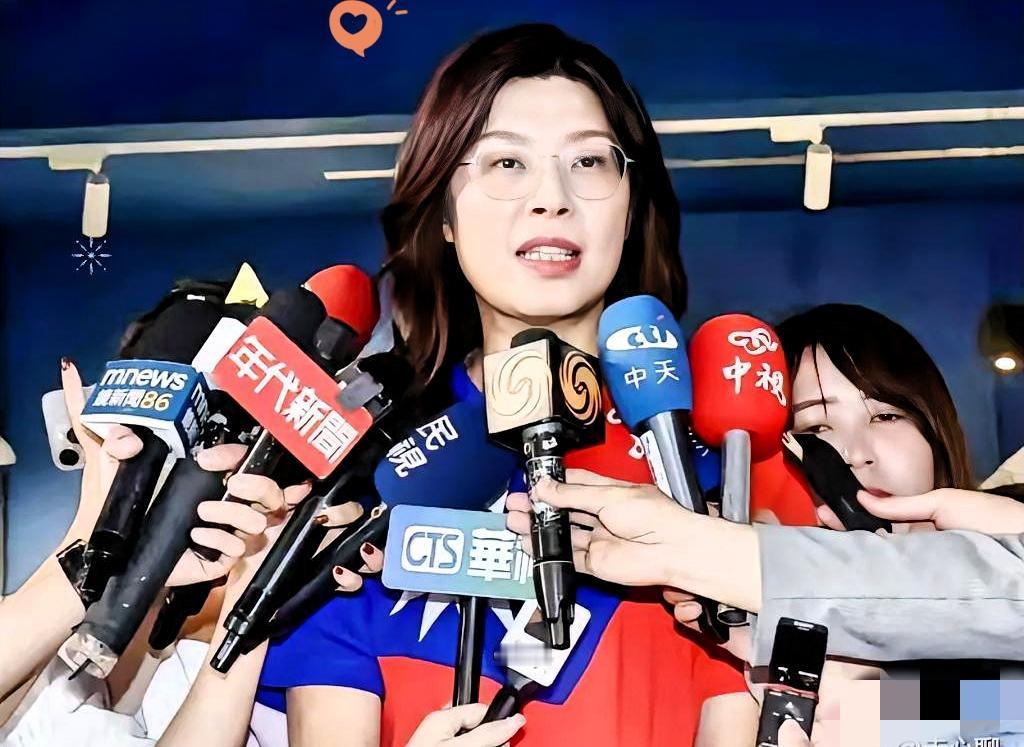统一是唯一出路，不能再等了！郑丽文表示支持两岸统一，但强调要“时间”“磨合”
