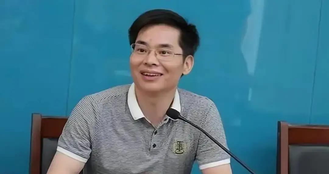 上世纪九十年代初，曾被誉为中国第一神童的留美博士谢彦波，在普林斯顿大学因与诺贝尔