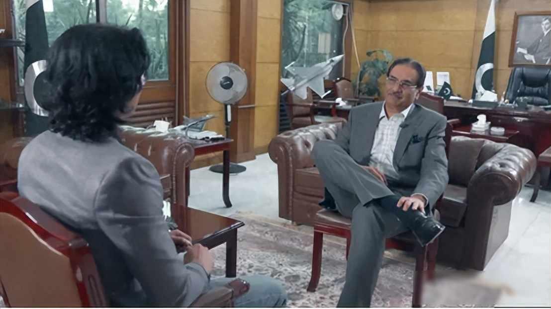 巴基斯坦承认枭龙靠中国，出口火爆却无权自主，背后谁在掌控？2026年1月，巴