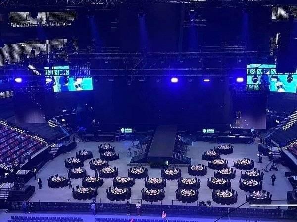 杨幂白鹿内场双C虽然C不C的除了粉圈关注，路人都不在乎，但是很明显爱奇艺确实是