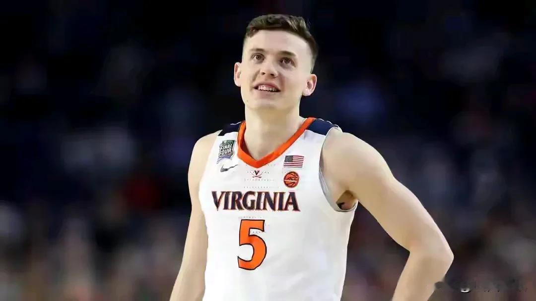 山西汾酒男篮正在为裁掉诺威尔而买单！随着赛季的进一步深入，随着其他球队对山西汾