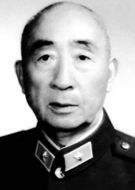 1944年八路军攻打肃宁，参谋长李健正愁无法破城，县大队长却说：“我们有坦克和大