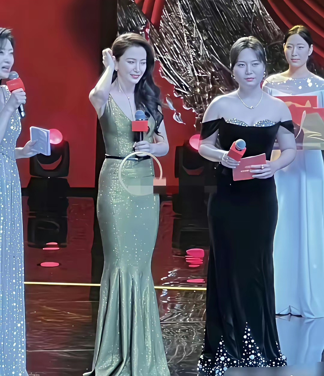 李雪琴瘦太多啦，身材都快赶上李冰冰了！
