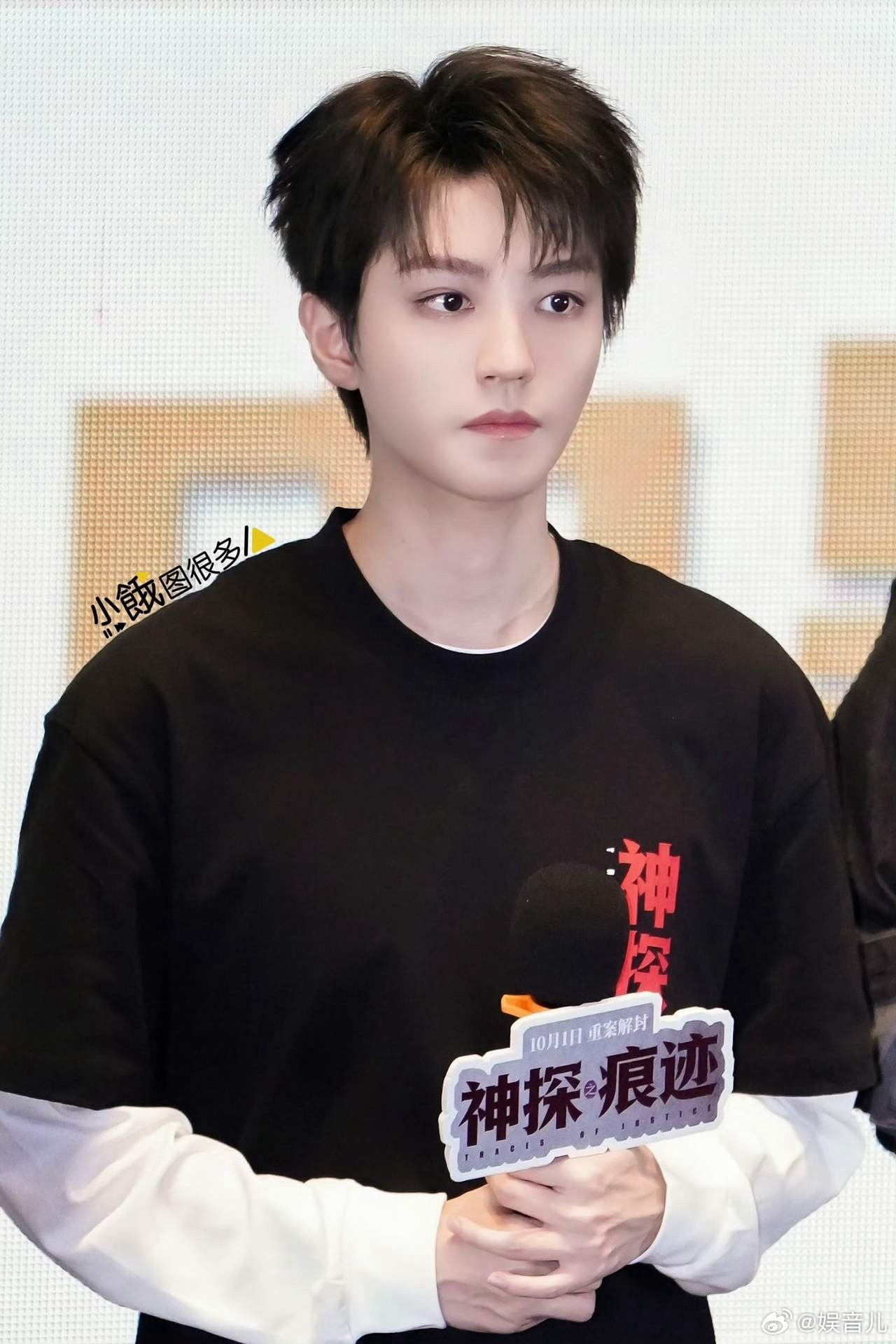 1.十一票房也很冷，所有电影加起来就五个亿的票房，去年8天18亿还说低迷，电影的