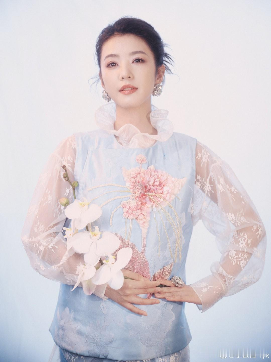 李云霄到底美在哪儿呢