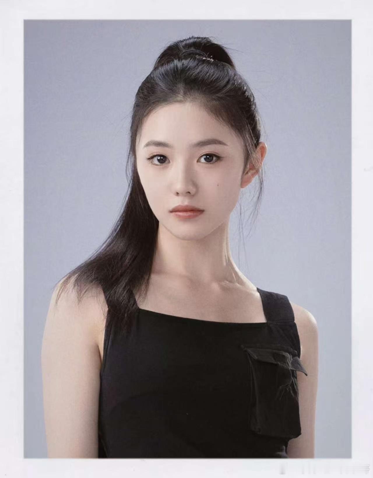 刘浩存小口袋和木代姐姐救命！刘浩存把小口袋和木代的反差感演绝了！小口袋撒娇时软