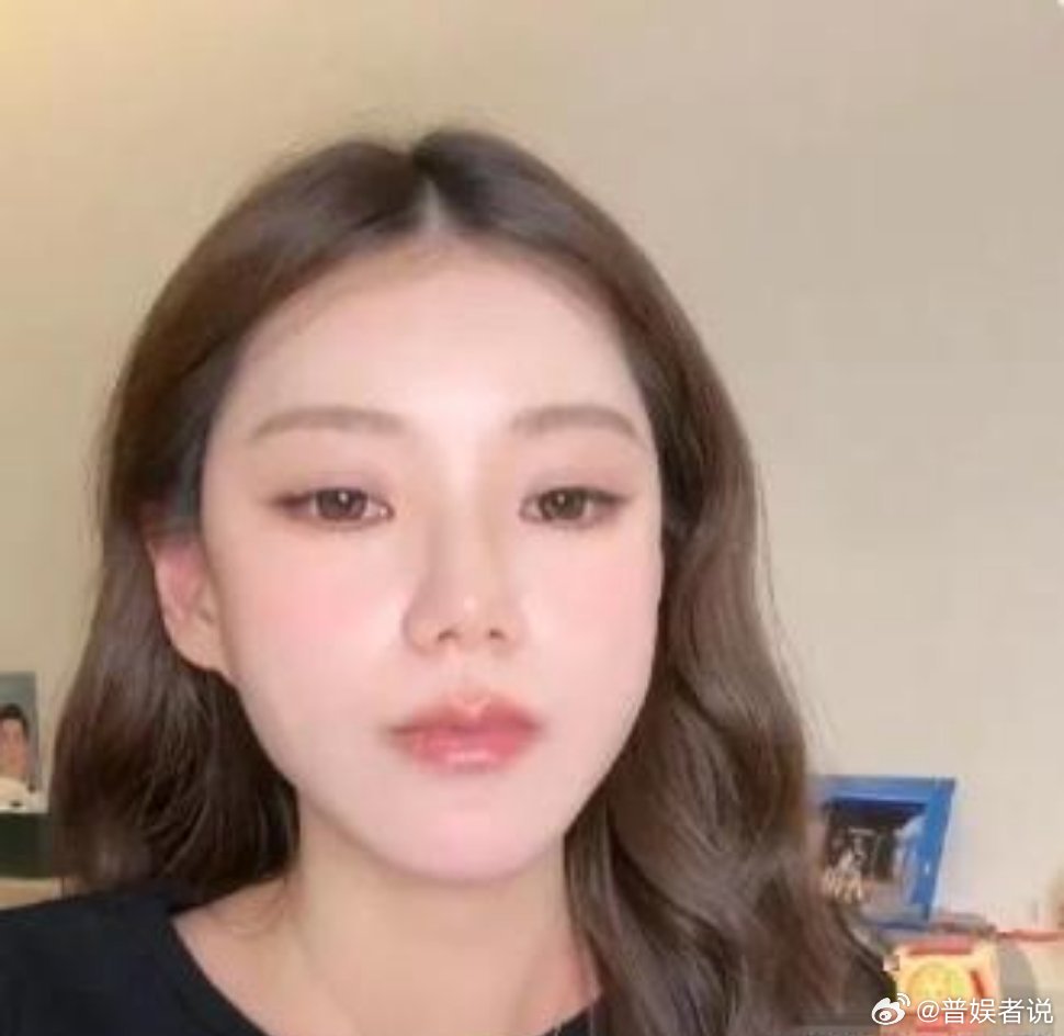 一个陪产名额，把汪小菲家底全抖搂出来了。马筱梅在台湾月子中心，规定只能一人陪产。