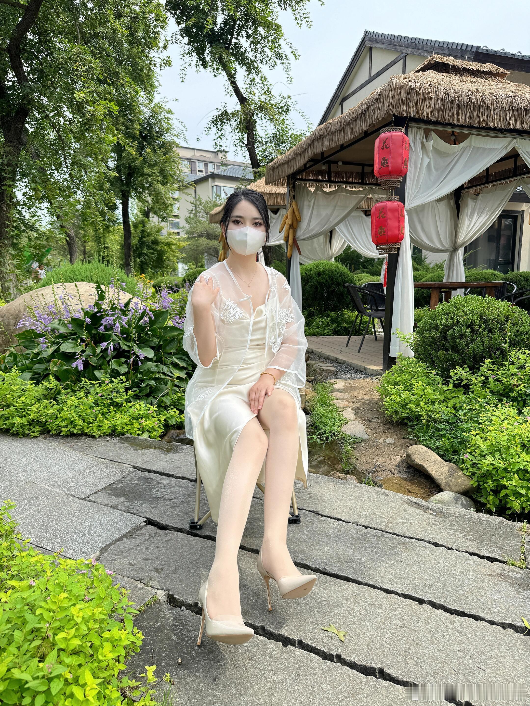 时尚穿搭美女绘梦长廊