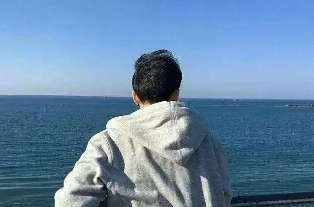 我一女性朋友，硬攀了一白富美女孩做儿媳妇，结果弄得鸡飞狗跳，七年后以离婚收场。