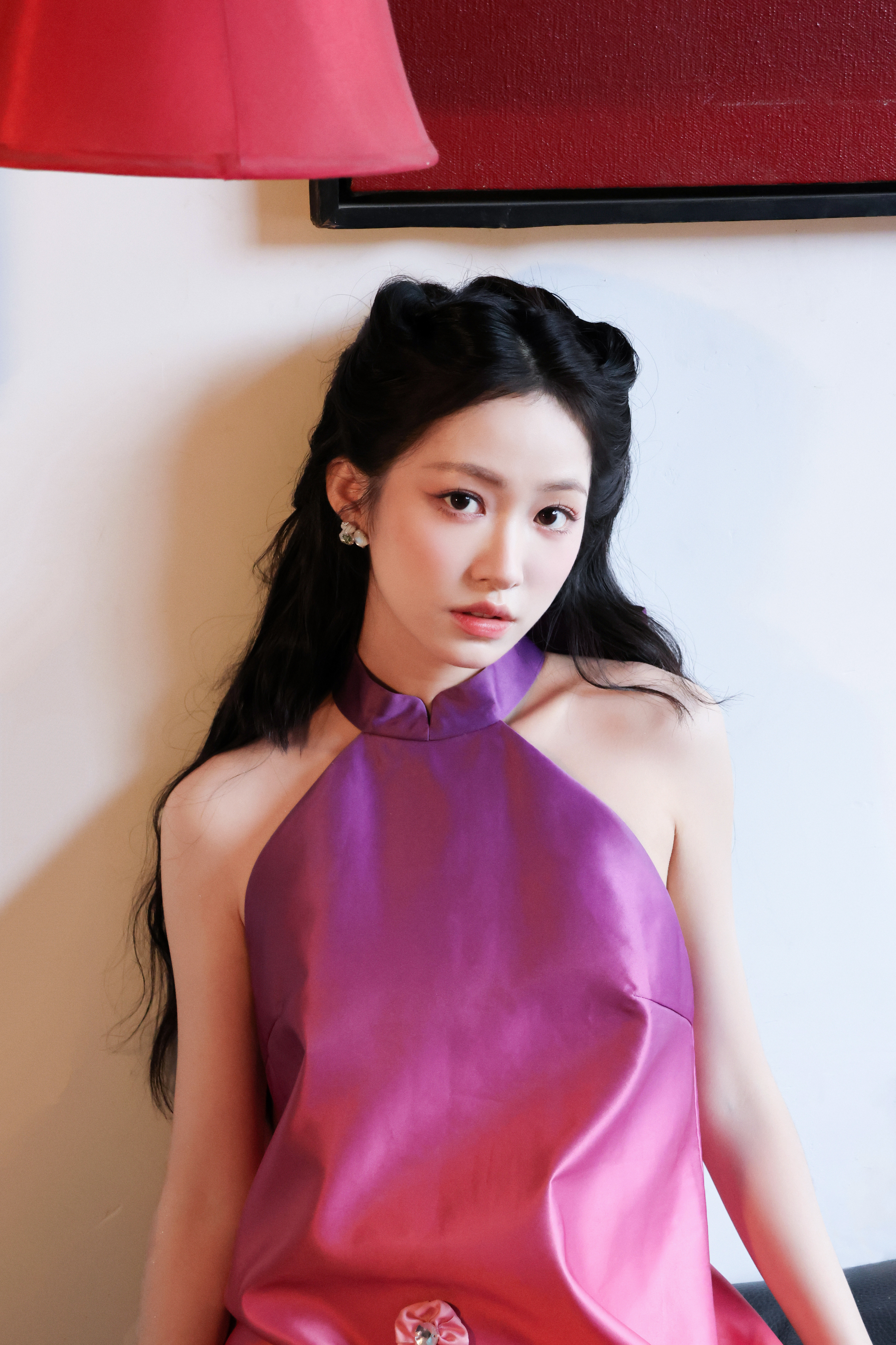 杨肸子，穿紫色裙子的内娱小姐姐。杨肸子