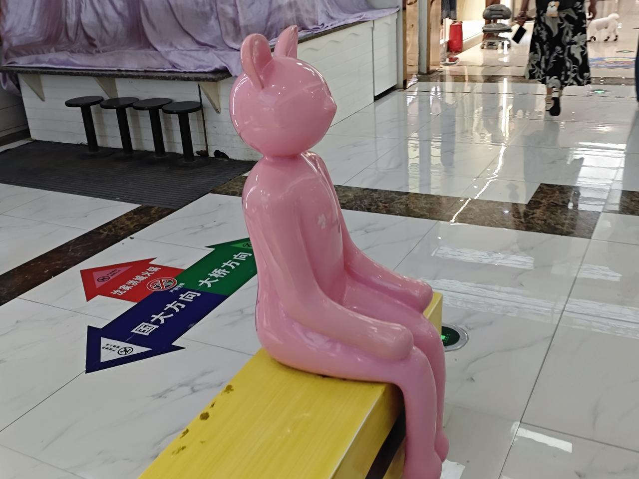 网上很多人坚持：宛就是南阳，南阳就是宛。这句话听着干脆，其实混淆了汉代郡县制度