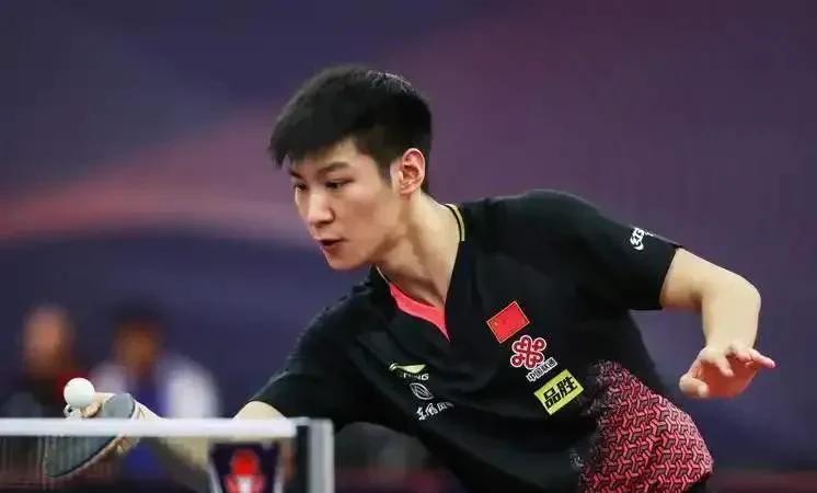 薛飞——26岁，男单世界排名第37林仲勋——28岁，男单世界排名第45李恩惠