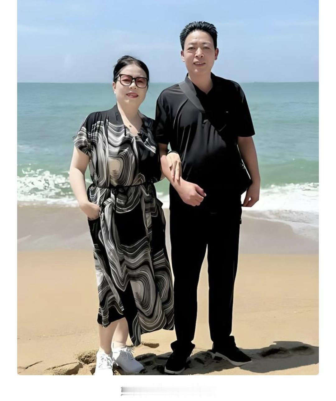 许敏姚师兵如今还可以时不时的去旅游，真的让人觉得许敏姚师兵不差钱的，跟熊磊要回给