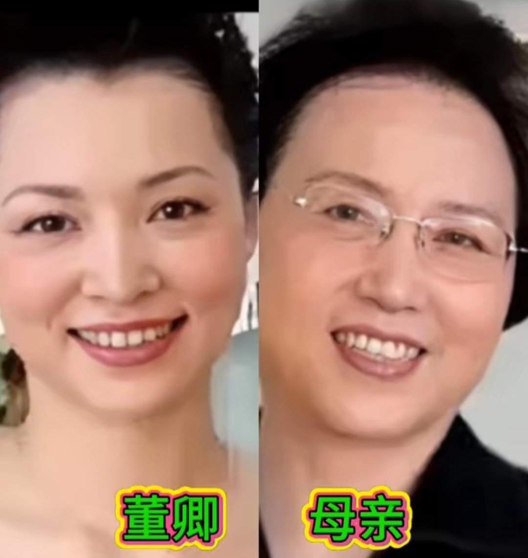央视主持人舞台上光芒万丈，背后离不开母爱默默滋养，与母亲同框时卸下光环，回归平凡