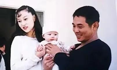 说实话，女方根本看不上他，男方一副巴结相。见过了财阀，哪里能看得上小明星，只不