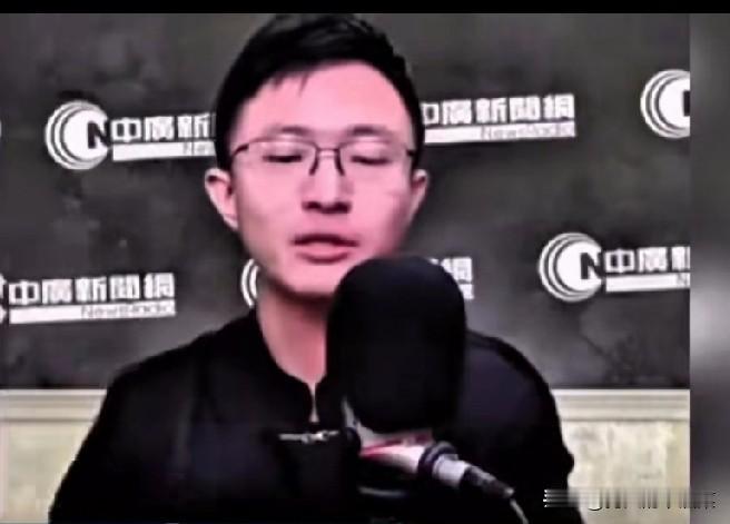 侯汉廷是清醒明白人，确实厉害了，岁数不大，对几个候选人对两岸的态度的分析，讲的既