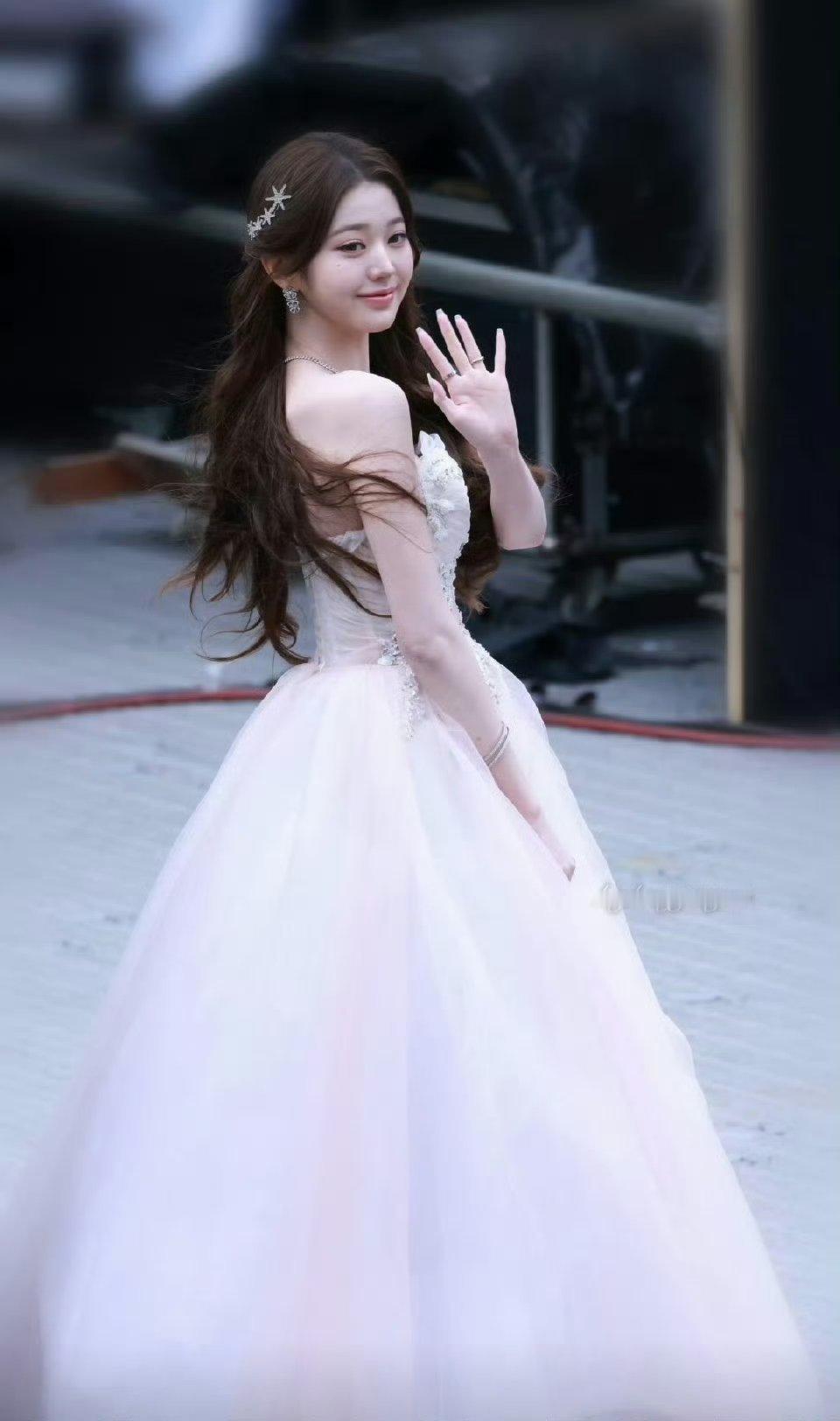 IU张元英韩娱2张权威的脸张元英你美！！完全女神降临！！